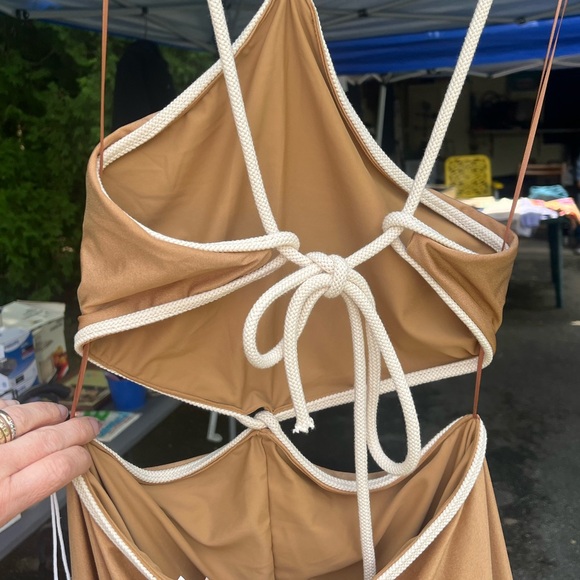 Sexy Tan Jumpsuit wide palazzo, halter rope tie, cutouts, 70s Disco festival NWT - Picture 4 of 10